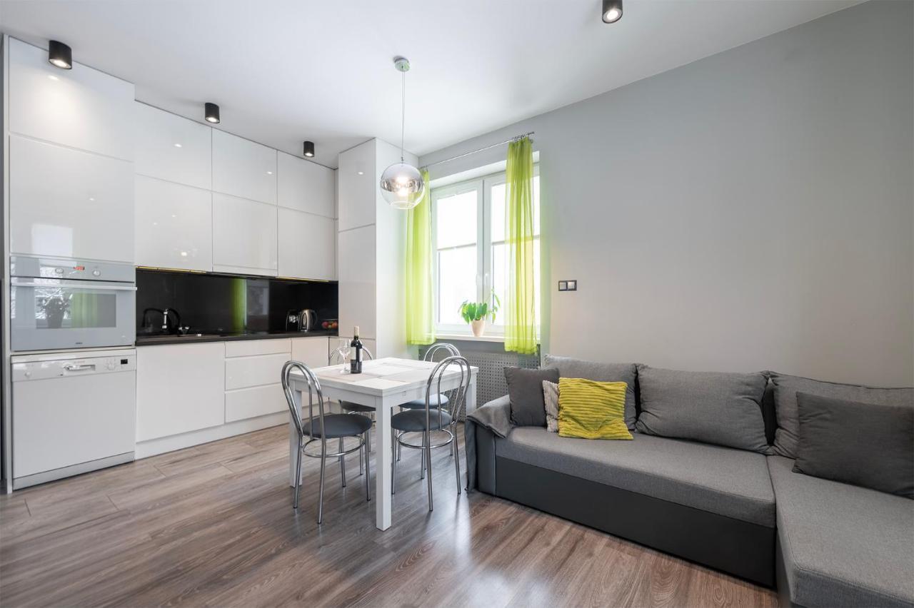 Hillwood Apartment